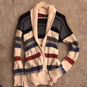 Super soft American Eagle Cardigan w/ tie!